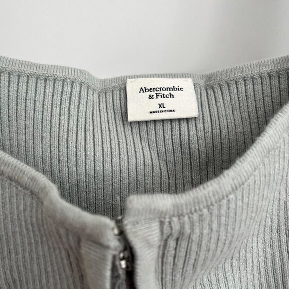 Light blue knit corset style top Abercrombie - Picture 2 of 3